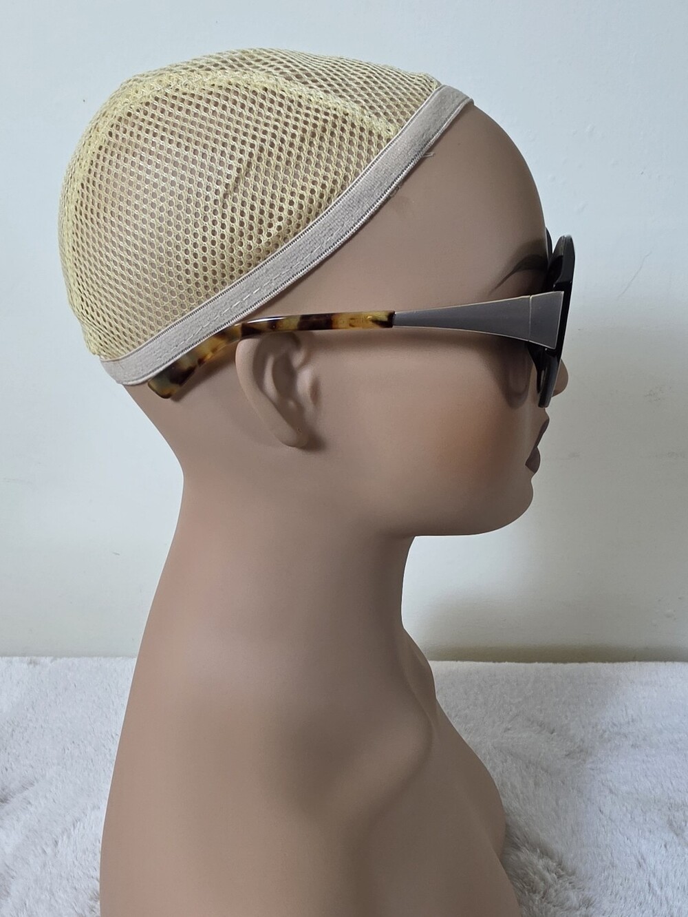 Vince Camuto Black Oversized Geometric Sunglasses - Picture 6 of 13
